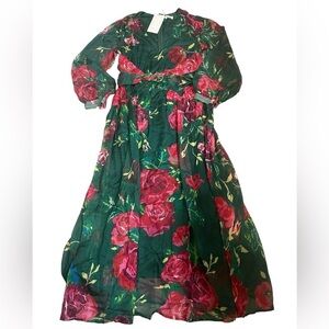 Ursime size medium based on size chart on website PLEASE CHECK MEASUREMENTS